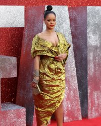 Rihanna : un premier parfum très attendu pour sa marque Fenty Beauty