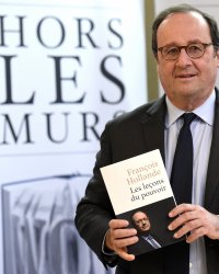 François Hollande se confie sur ses ruptures amoureuses