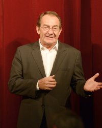 Jean-Pierre Pernaut et le JT : "On n'est pas facho parce qu'on aime les régions"