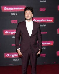 Kev Adams, très complexé : "J'ai vraiment beaucoup de mal avec mon physique"