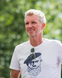 Denis Brogniart évoque son ami Jean-Pierre Pernaut et lui rend hommage