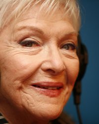 Line Renaud : son duo avec Johnny Hallyday pour réchauffer les coeurs