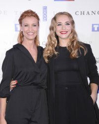 Bonne fête maman ! 10 duos mère-fille inséparables