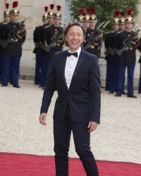 Décoré par Elizabeth II en 2014, Stéphane Bern se remémore cette rencontre