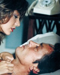 Anne Parillaud raconte : "Alain Delon a voulu me faire grandir trop vite"