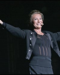 Sheila de retour : "Je ne sais pas pourquoi je suis encore debout"
