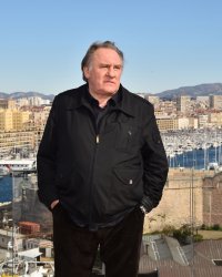 Gérard Depardieu part-il vraiment s'installer en Algérie ?