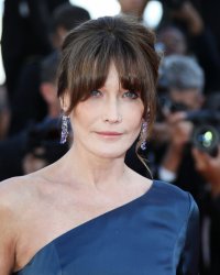 Carla Bruni et Brigitte Macron : les dessous de leur dîner dévoilés