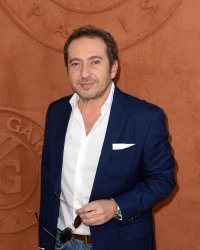 Découvrez les premiers jobs des stars