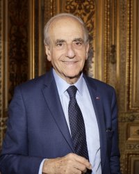 Jean-Pierre Elkabbach de retour sur Europe 1 après quatre ans d'absence !