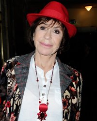 Danièle Évenou : confinée, elle se découvre une nouvelle passion