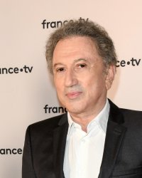 Michel Drucker revient sur l'adoption de sa fille