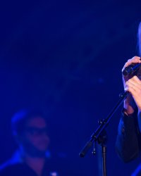 Selon Carla Bruni, ses parents se trompaient avec "respect et affection"