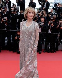 Jane Fonda a mis un terme à sa vie sexuelle et elle le revendique