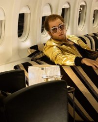 Rocketman aurait-il dû choisir un acteur gay ? La réponse de Taron Egerton