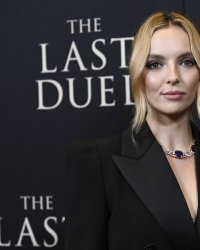 Kitbag : Jodie Comer remplacée par Vanessa Kirby dans le film de Ridley Scott