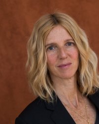 Sandrine Kiberlain passe à la réalisation avec un film "extrêmement personnel"