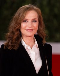 César : Isabelle Huppert absente des nominés, Jean-Paul Salomé monte au créneau