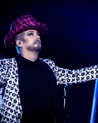 Boy George : un biopic sur le chanteur en préparation