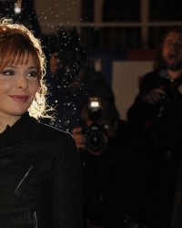 Mylène Farmer, premier rôle d'une nouvelle mini-série en quête d'un distributeur