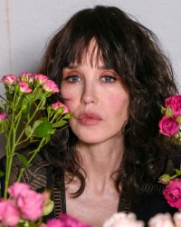 Isabelle Adjani : "Une actrice en 2021 ? C'est être la femme de Barbe Bleue"