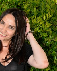 Béatrice Dalle, "it meuf" du moment, donne des nouvelles de ses projets