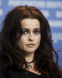Helena Bonham Carter en méchante du nouveau James Bond ?