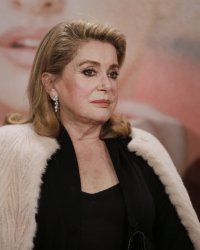 On en sait plus sur le film qui réunira Catherine Deneuve et Juliette Binoche