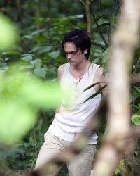 Alain-Fabien Delon dévoile des photos de tournage et assure "la relève"
