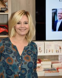 Flavie Flament "extrêmement touchée" par le téléfilm retraçant son viol
