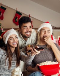 Pourquoi les téléfilms de Noël cartonnent-ils autant ?