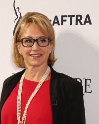 Une loi pour interdire l'âge sur les sites de casting : pour ou contre ?