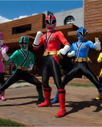 Power Rangers : des premiers noms commencent à circuler