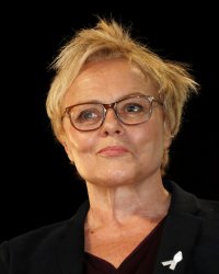 Muriel Robin atteinte d'Alzheimer et mère de Matt Pokora pour un téléfilm