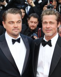 Leonardo DiCaprio et Brad Pitt étaient "comme des gamins" face à Luke Perry