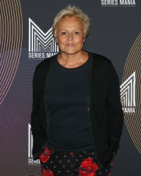 Ils s'aiment : Muriel Robin adapte son spectacle culte à la télé sur TF1