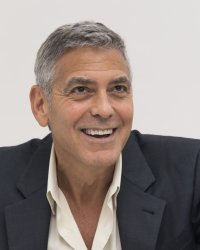 George Clooney "déteste" se mettre en scène