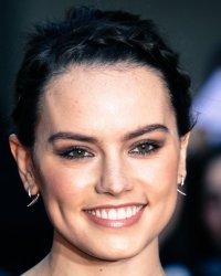 Tomb Raider : Daisy Ridley confirme des discussions pour le rôle de Lara Croft