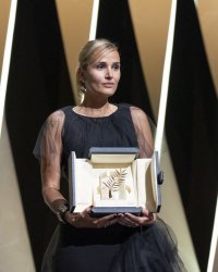 Titane : quel est l'impact du pass sanitaire sur le film à la Palme d'or ?