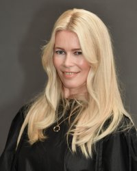 Pourquoi Claudia Schiffer a-t-elle refusé d'embrasser Liam Neeson ?