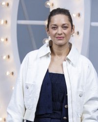 Annette : le long-métrage de Leos Carax avec Marion Cotillard classé R