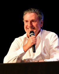 Daniel Auteuil raconte sa collaboration manquée avec Alain Delon