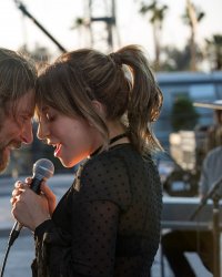 A Star Is Born : le parolier était terrifié d'entendre Bradley Cooper chanter