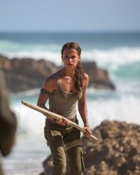Tomb Raider : la bande-annonce dévoilée après une affiche décriée