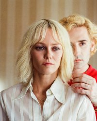 Vanessa Paradis : "Pour le cinéma, il faut que j'attende qu'on m'appelle..."