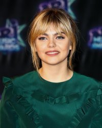 Louane dit vouloir "prendre son temps" pour son deuxième album