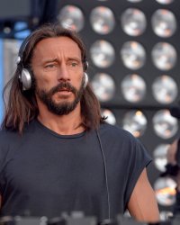 Bob Sinclar évoque le rôle majeur de Daft Punk pour lui et le reste des DJs