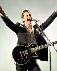Arctic Monkeys : il y a 10 ans sortait le tout premier single du groupe anglais