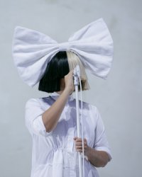 Sia dévoile "The Greatest" en hommage aux victimes d'Orlando