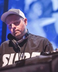 DJ Shadow annonce son retour avec le titre "The Mountain Will Fall"
